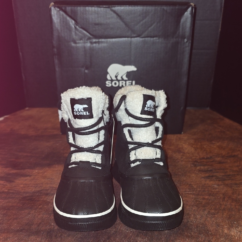 Sorel Black Boots with Cream Accents